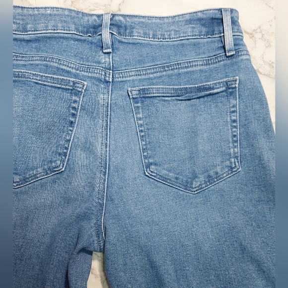 LOFT High Waist Wide Leg Crop Jeans, Size 2 - Picture 8 of 10